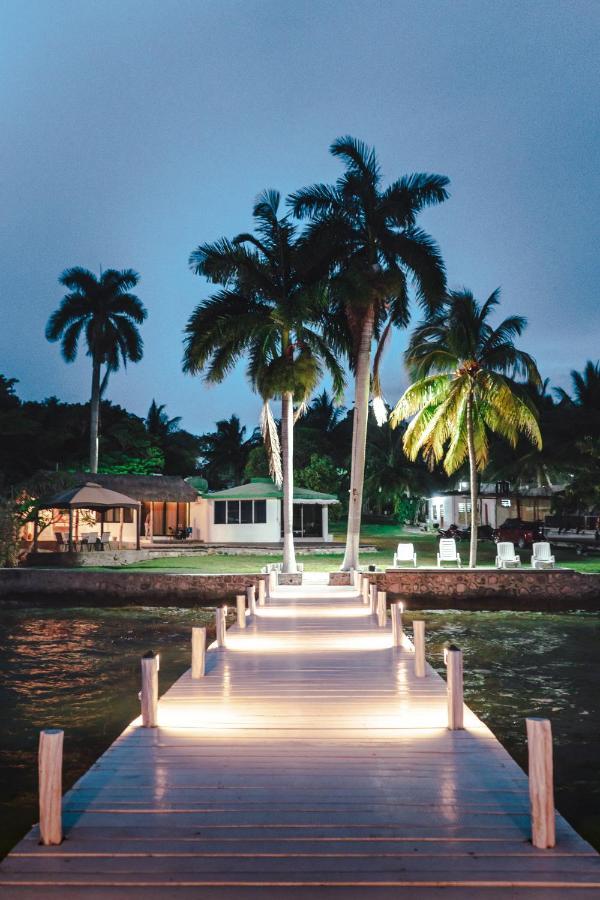 Royal Palm Bacalar Cabanas & Lagoon Club Dış mekan fotoğraf